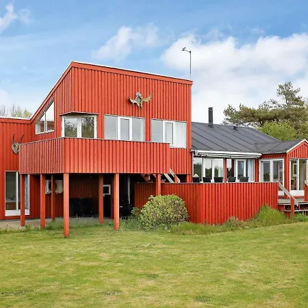 Holiday X * Nordenbro Vesteregn